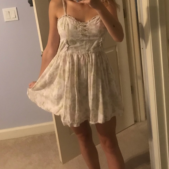 Cute dress from H&M - Picture 2 of 5